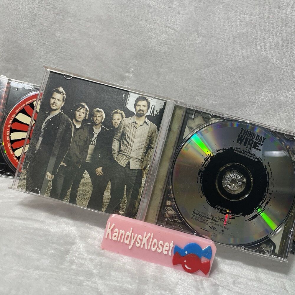 Third Day CD Bundle Lot Of 3 Third Day Wire ,Revelations, Offerings II - Picture 5 of 10